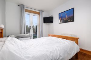 Photo 14- click for photo gallery